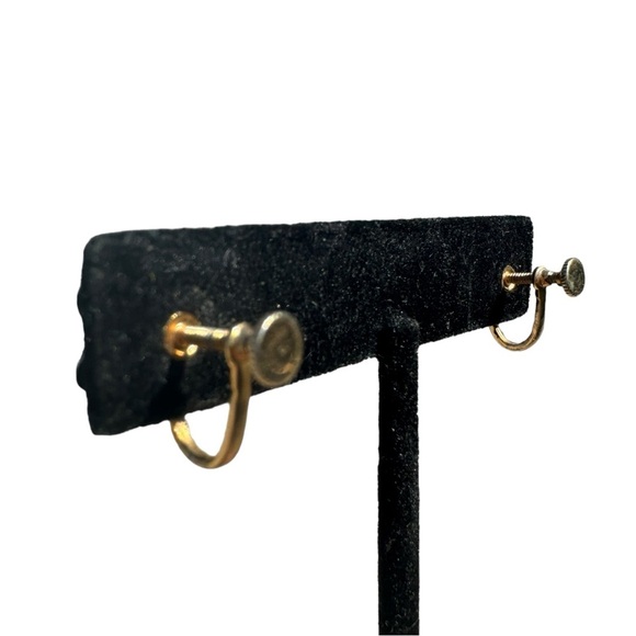 🍀Antique Screwback Shamrock Clover Earrings🍀 - Picture 3 of 3